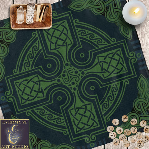 Celtic Cross Altar Tarot Cloth - Green Plaid Knotwork Druid Decor Square