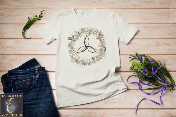 Celtic Trinity Knot Botanical Leaves Flowers Vintage T-Shirt Top Clothing T Shirt