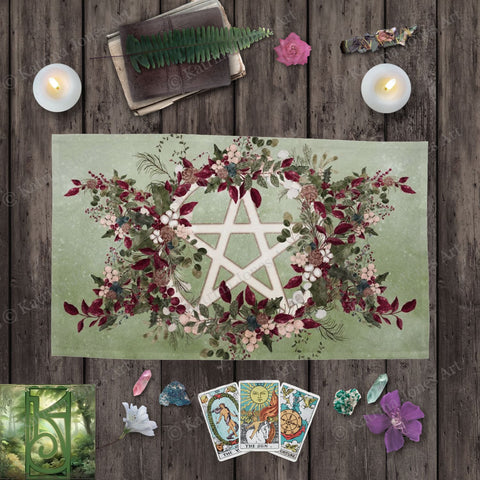 Winter Greens Yule Pentacle Tarot Cloth - Wicca Witch Altar Rec